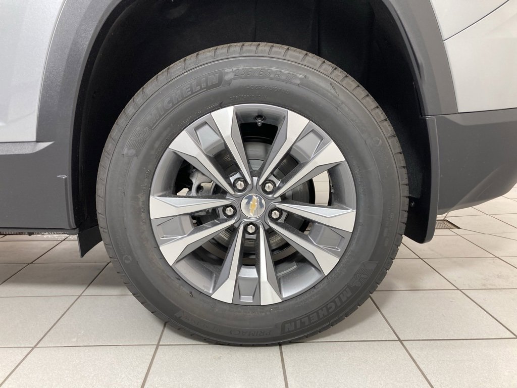 2026 Chevrolet Equinox LT photo 22