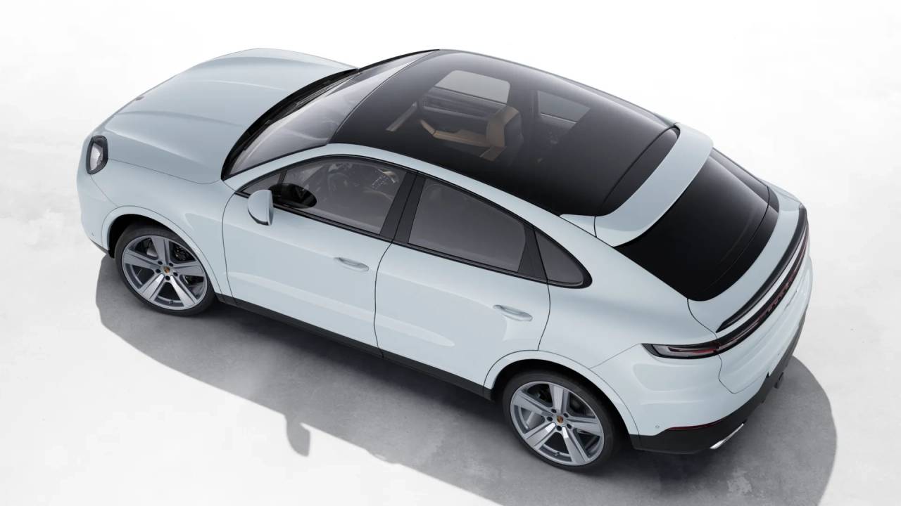 2025 Porsche Cayenne Coupe photo 4