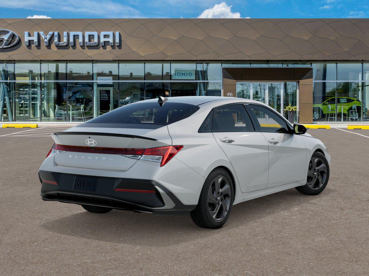 2026 Hyundai Elantra SEL Sport photo 2