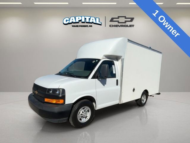 2020 Chevrolet Express Cutaway Base's photo