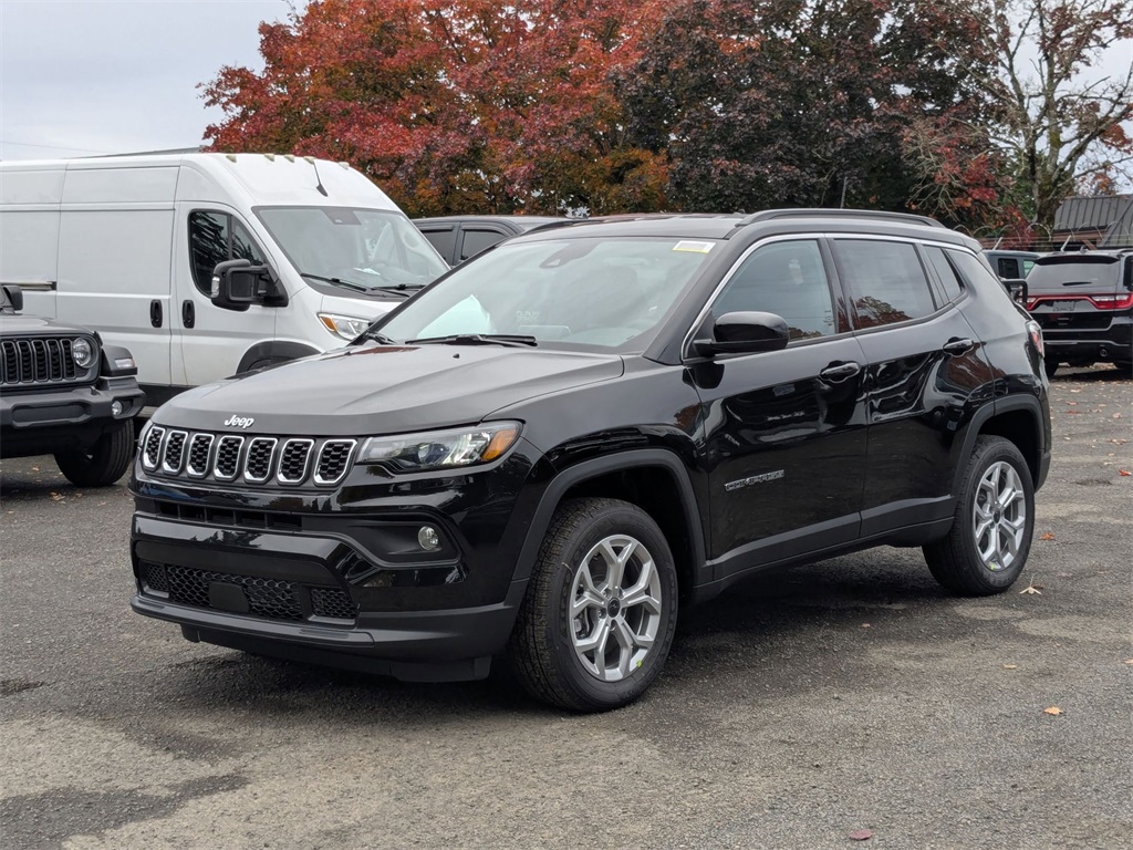 2026 Jeep Compass Latitude photo 2