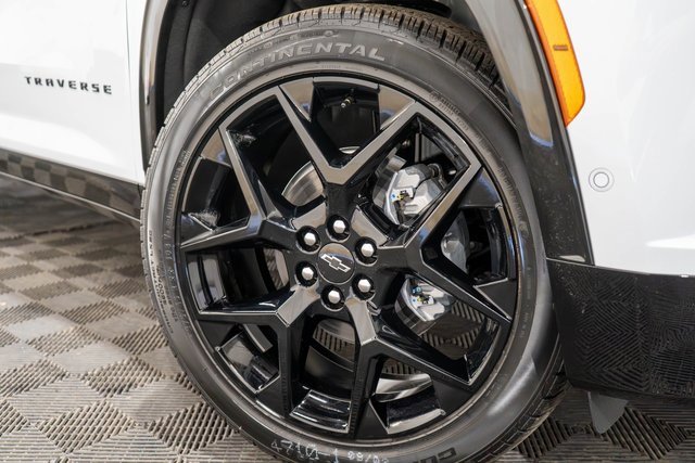 2026 Chevrolet Traverse RS photo 4