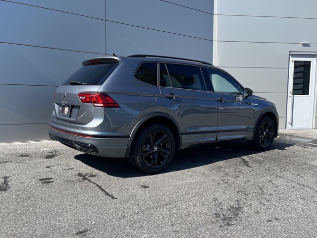2024 Volkswagen Tiguan SE R-Line Black photo 24