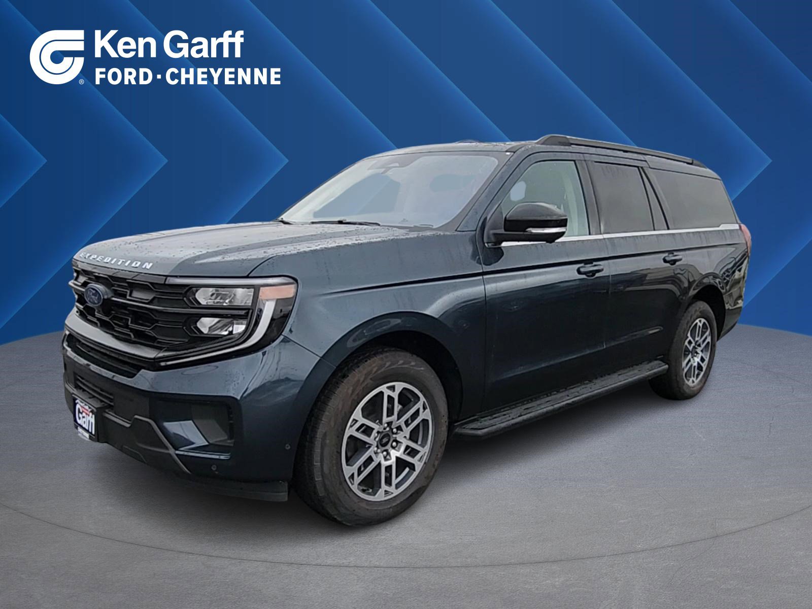 2025 Ford Expedition MAX photo 2