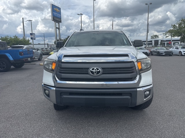 2014 Toyota Tundra SR5 CrewMax photo 8