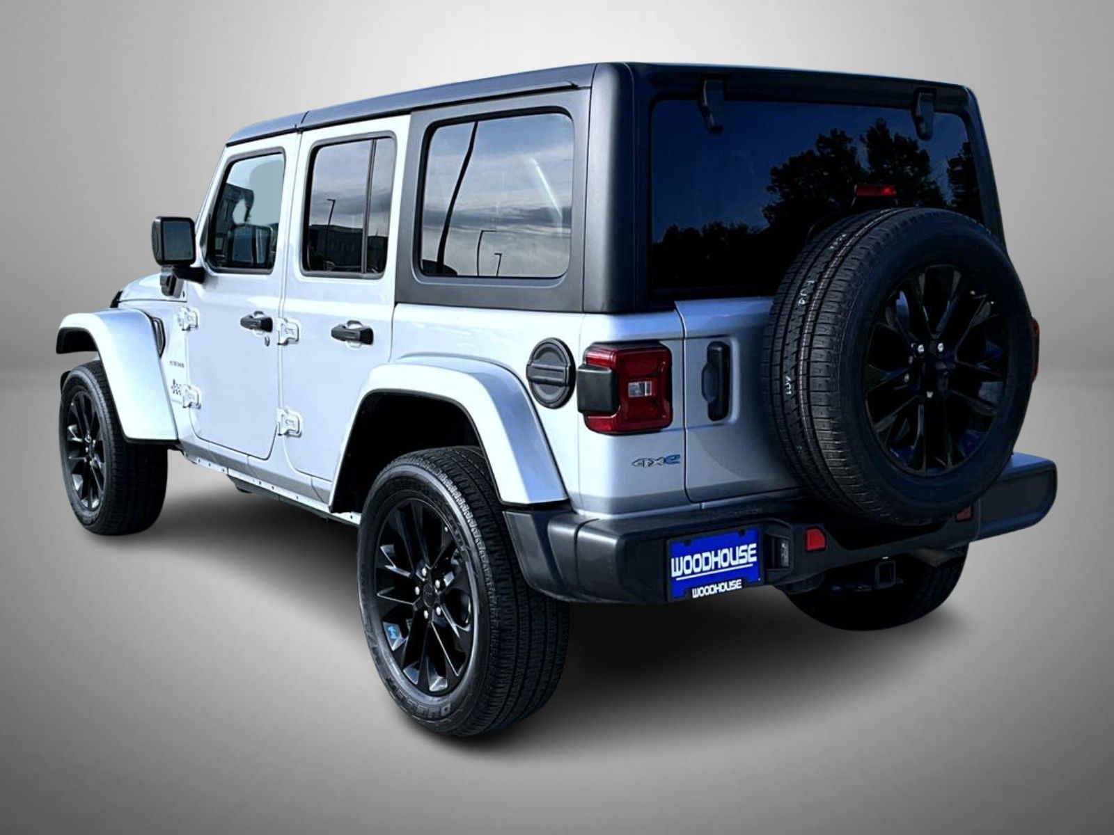 2023 Jeep Wrangler Sahara 4xe photo 7