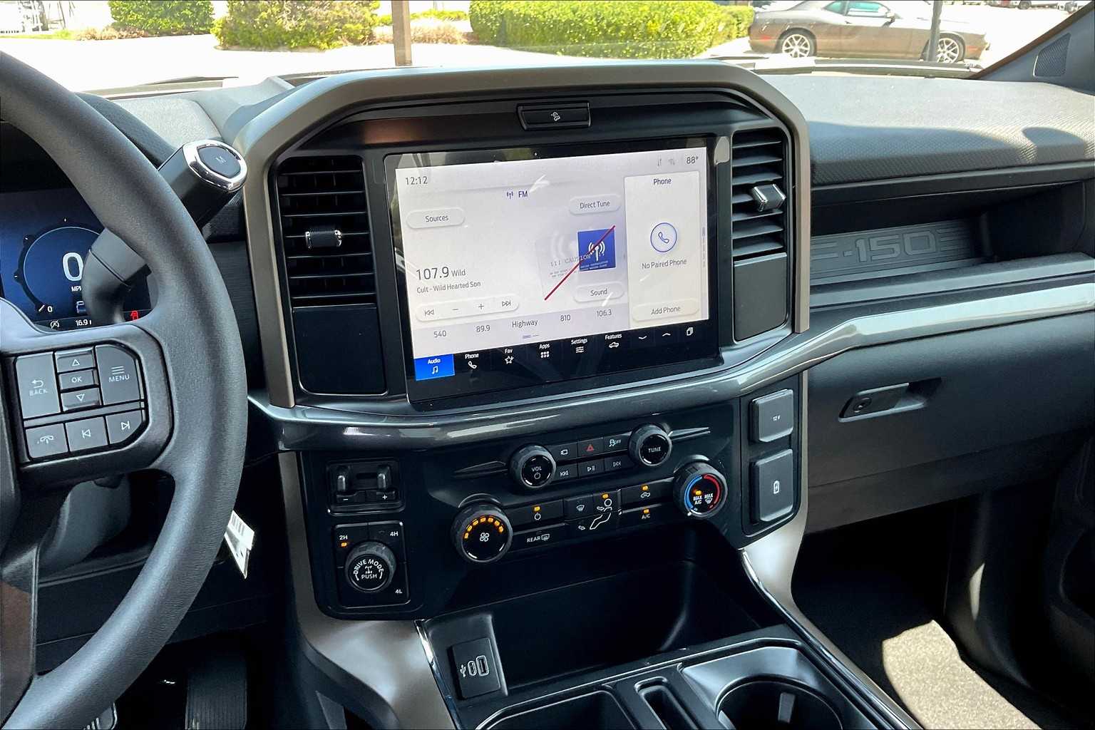 2025 Ford F-150 STX photo 6