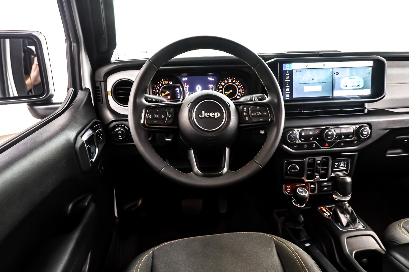 2024 Jeep Gladiator Willys photo 4