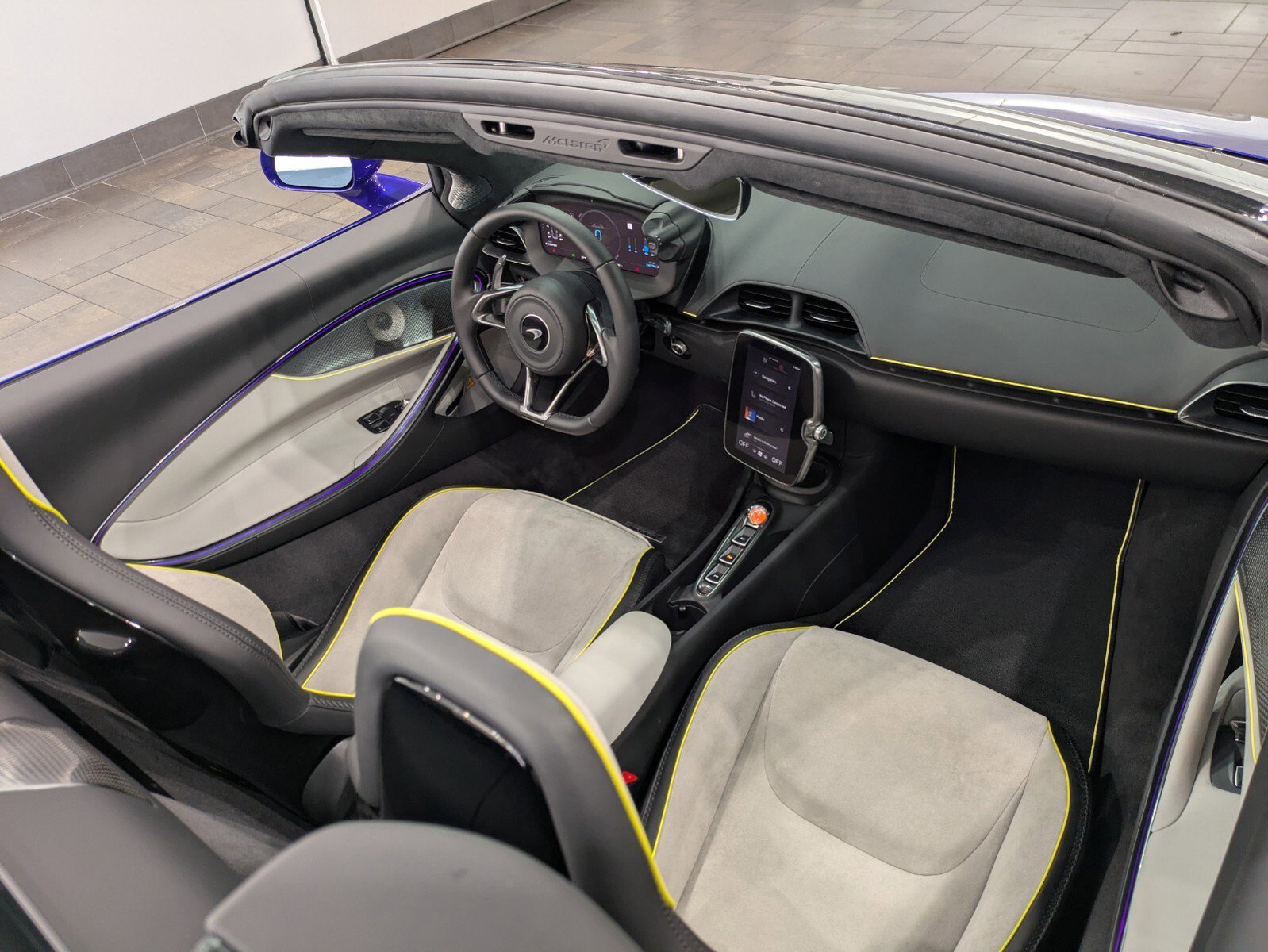 2025 Mclaren ARTURA Spider photo 17
