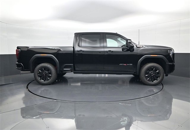 2026 Gmc Sierra 3500 HD AT4 photo 4