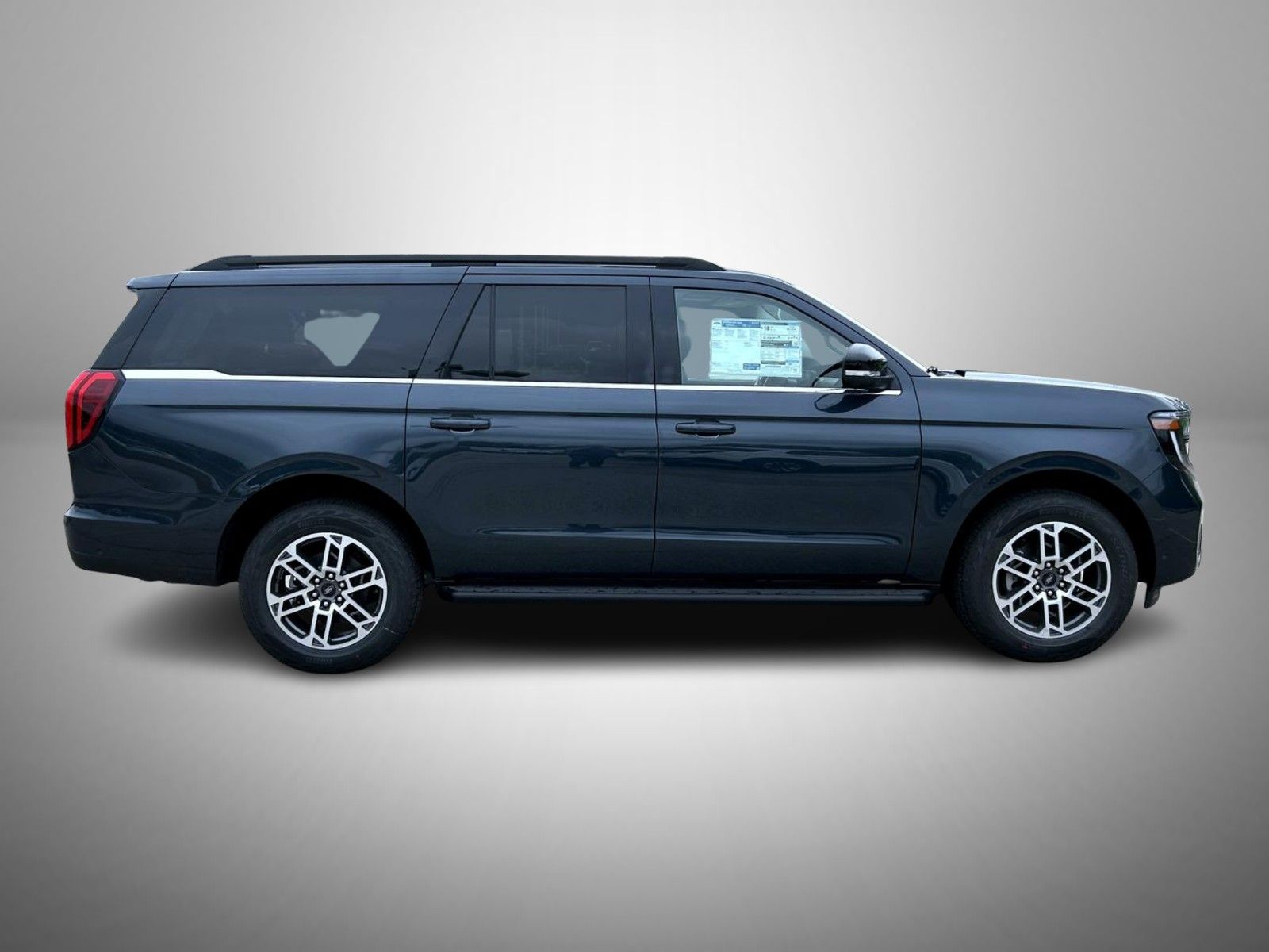 2025 Ford Expedition MAX photo 4