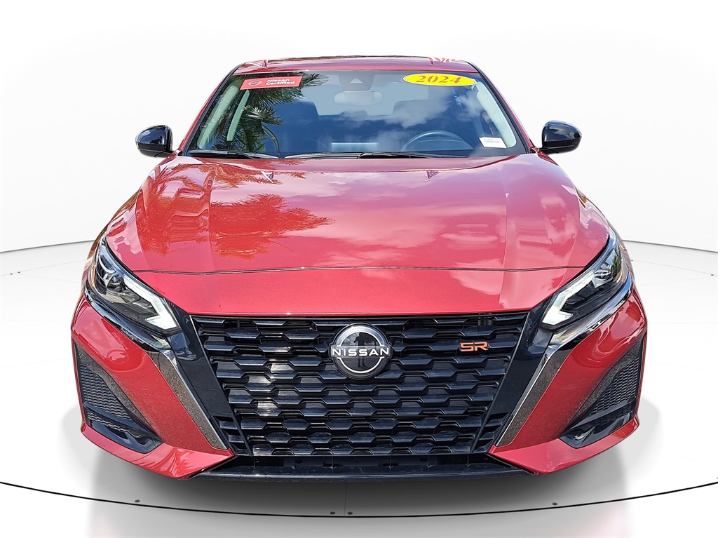 2024 Nissan Altima 2.5 SR photo 3