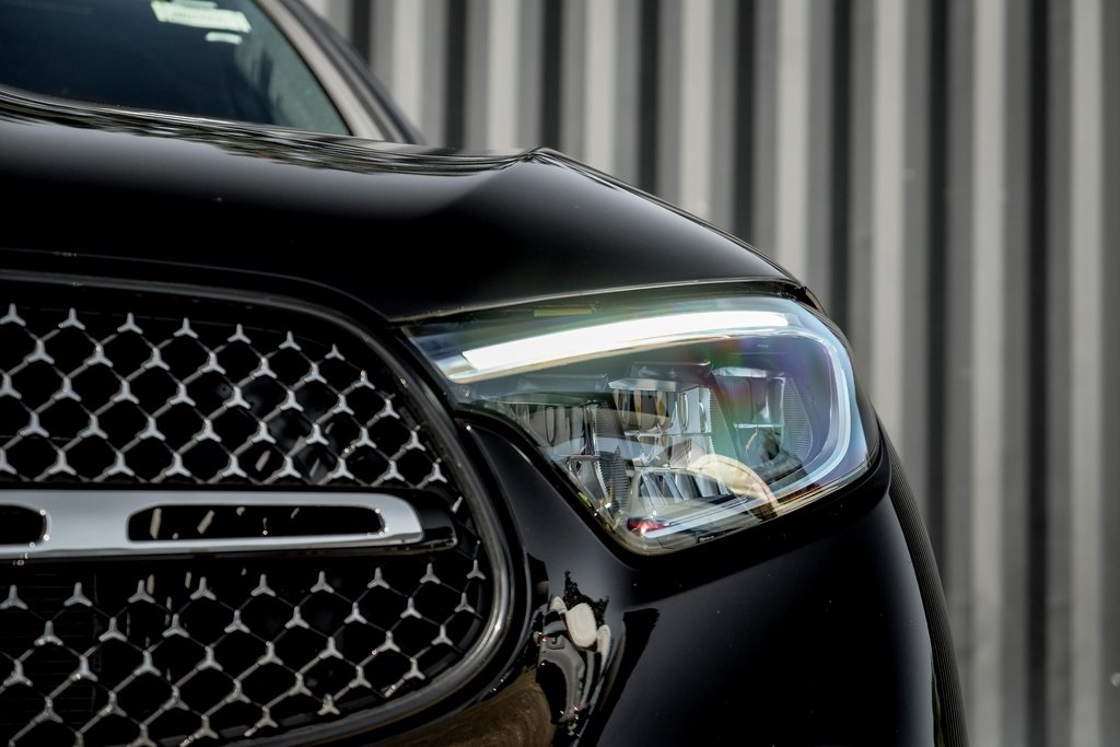 2026 Mercedes Benz GLC 300 Coupe photo 3