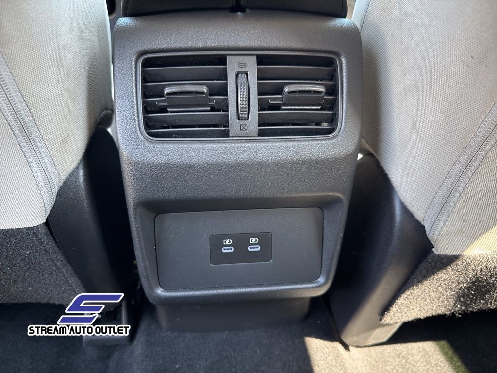 2024 Nissan Rogue SV photo 22