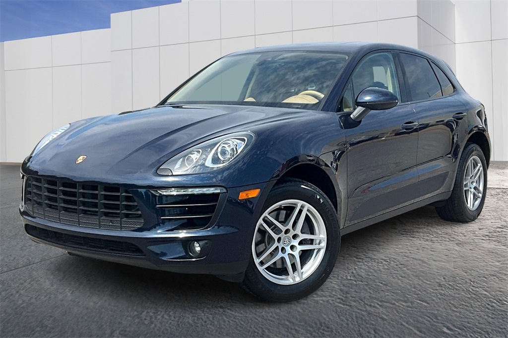 2017 Porsche Macan