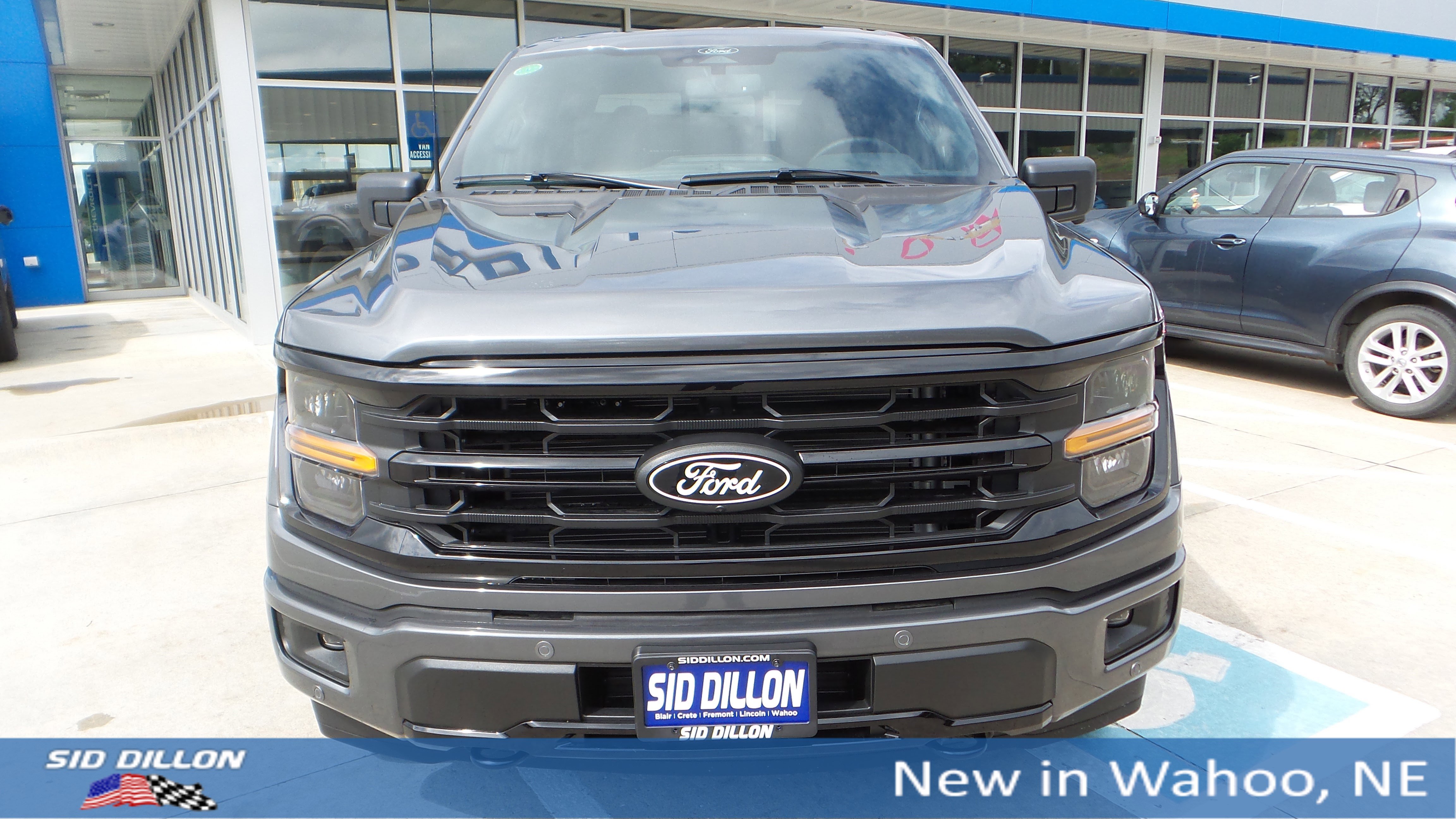 2025 Ford F-150 XLT photo 5