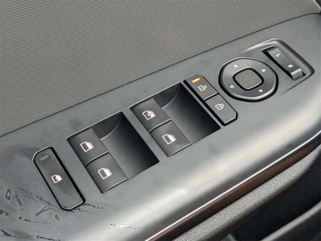 2025 Kia K4 LXS photo 19