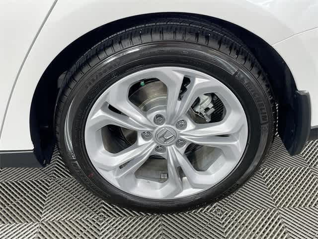 2025 Honda Accord LX photo 31