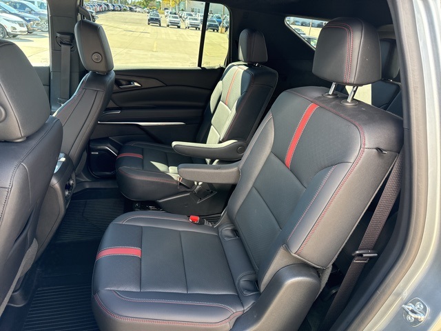 2024 Chevrolet Traverse RS photo 29