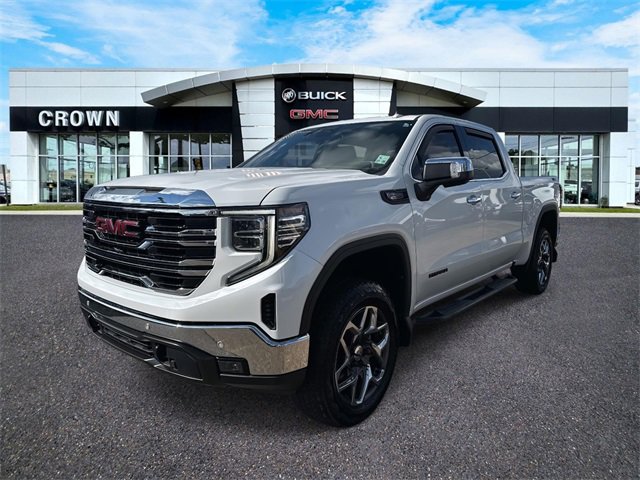 2022 GMC Sierra 1500 SLT's photo