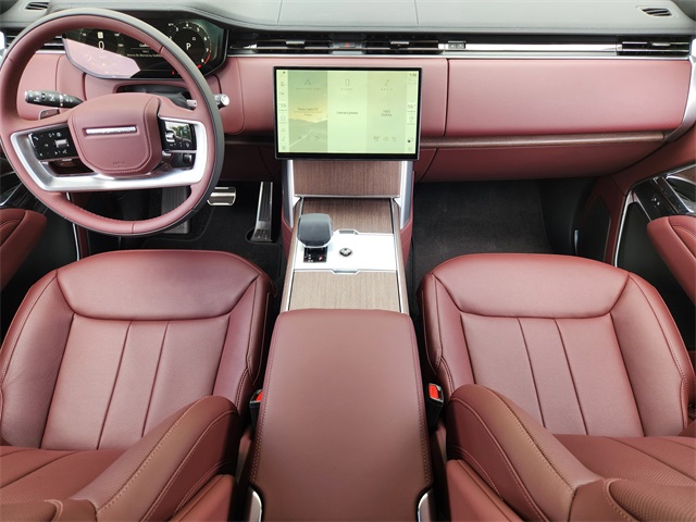 2025 Land Rover Range Rover SE photo 24