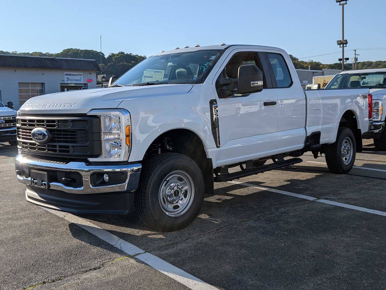 2026 Ford F-350 Super Duty XL's photo