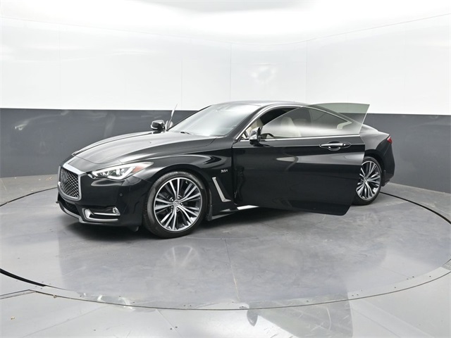 2018 Infiniti Q60 3.0t Luxe photo 29