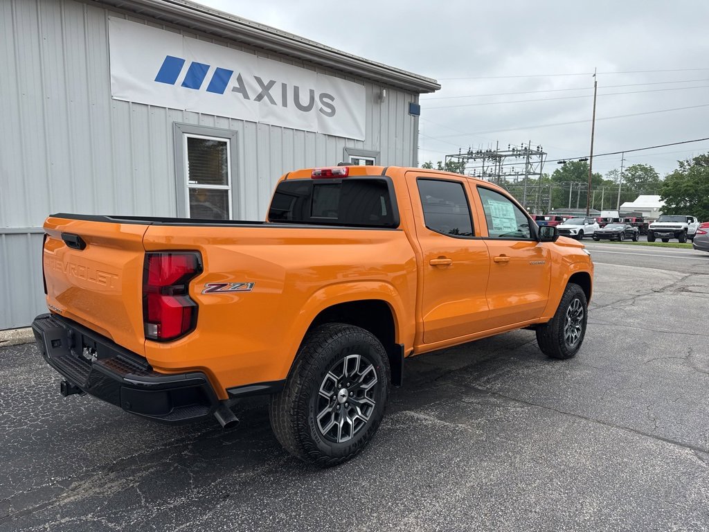 2025 Chevrolet Colorado Z71 photo 3