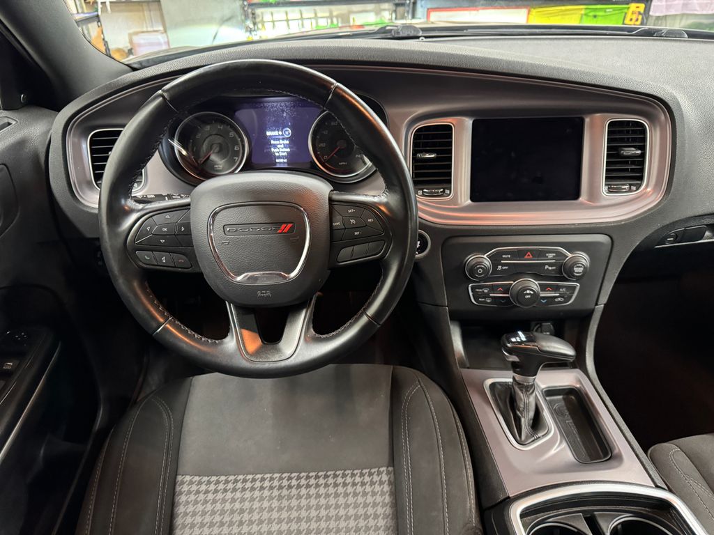 2023 Dodge Charger SXT photo 17