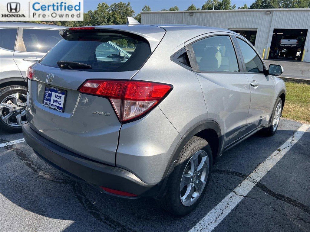 2018 Honda HR-V LX photo 8