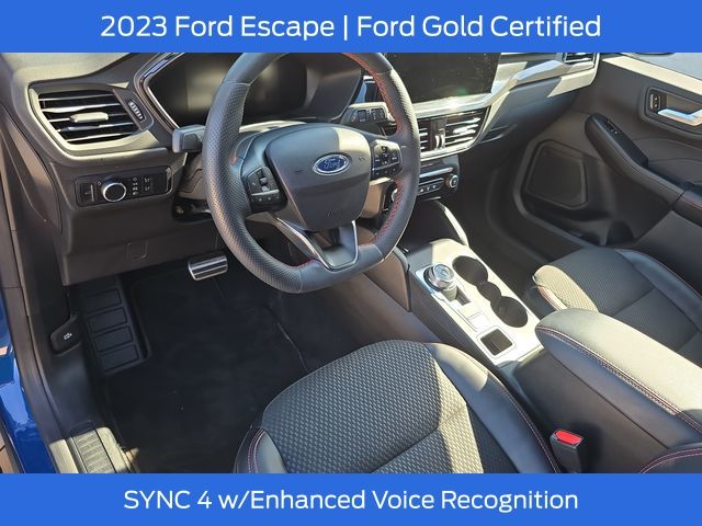 2023 Ford Escape ST-Line photo 15