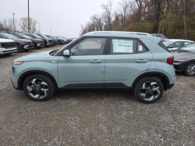 2026 Hyundai Venue SEL photo 2