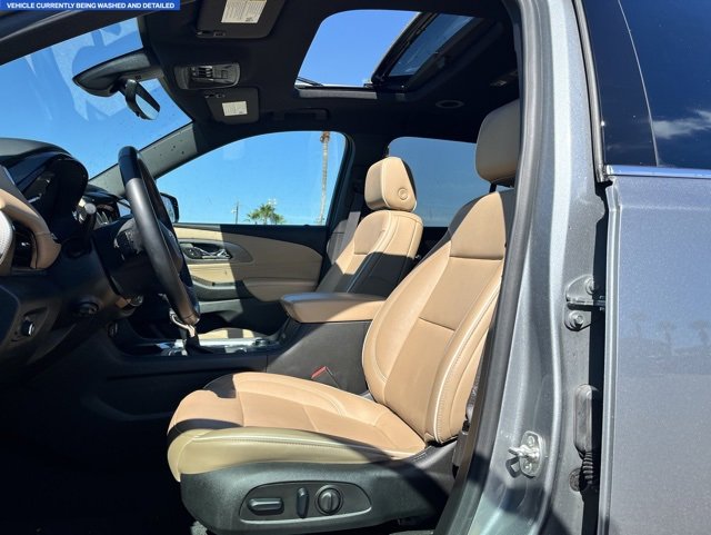 2023 Chevrolet Traverse Premier photo 11