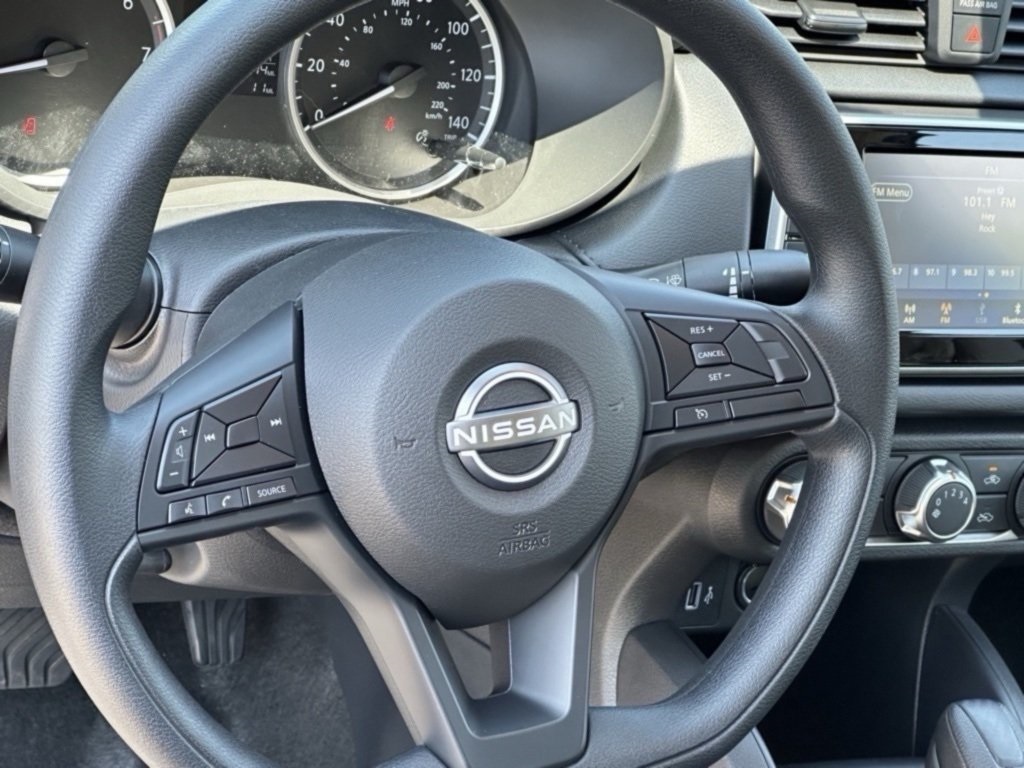2025 Nissan Versa S photo 15