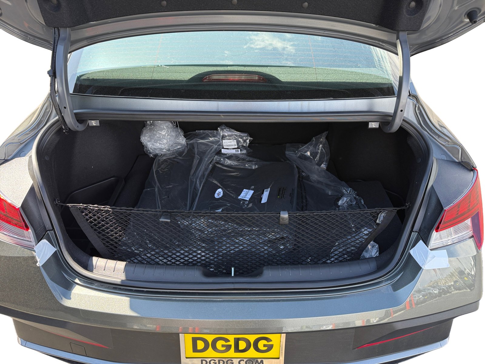 2025 Hyundai Elantra Hybrid SEL Sport photo 16