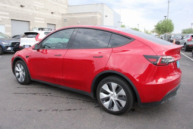 Used 2022 Tesla Model Y Long Range with VIN 7SAYGDEE5NF560652 for sale in Northfield, Minnesota