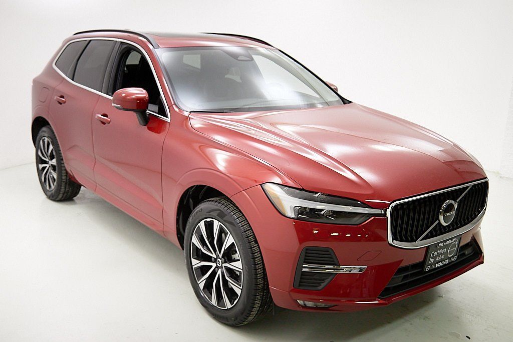 2023 VOLVO XC60 - Image 3
