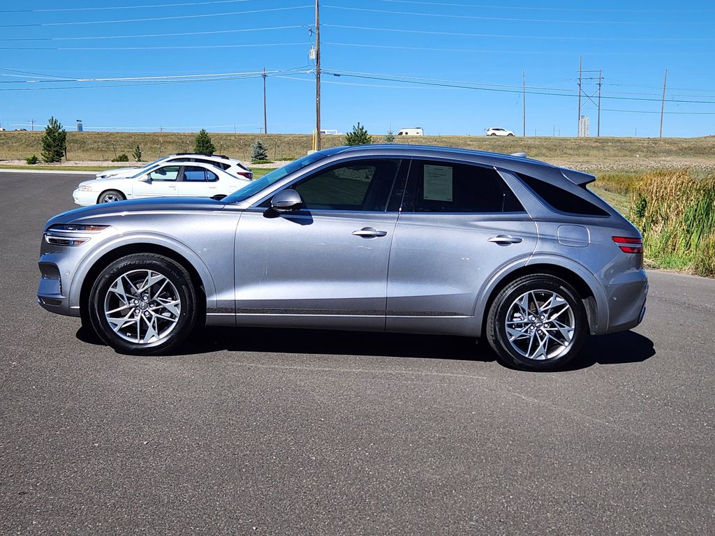 2022 Genesis GV70 2.5T Advanced photo 2