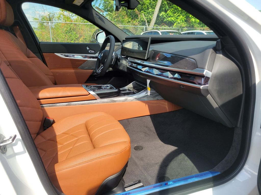 2025 Bmw 760i 760i xDrive photo 11