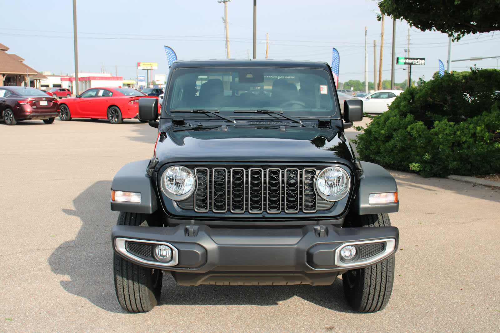 2025 Jeep Gladiator Sport S photo 4