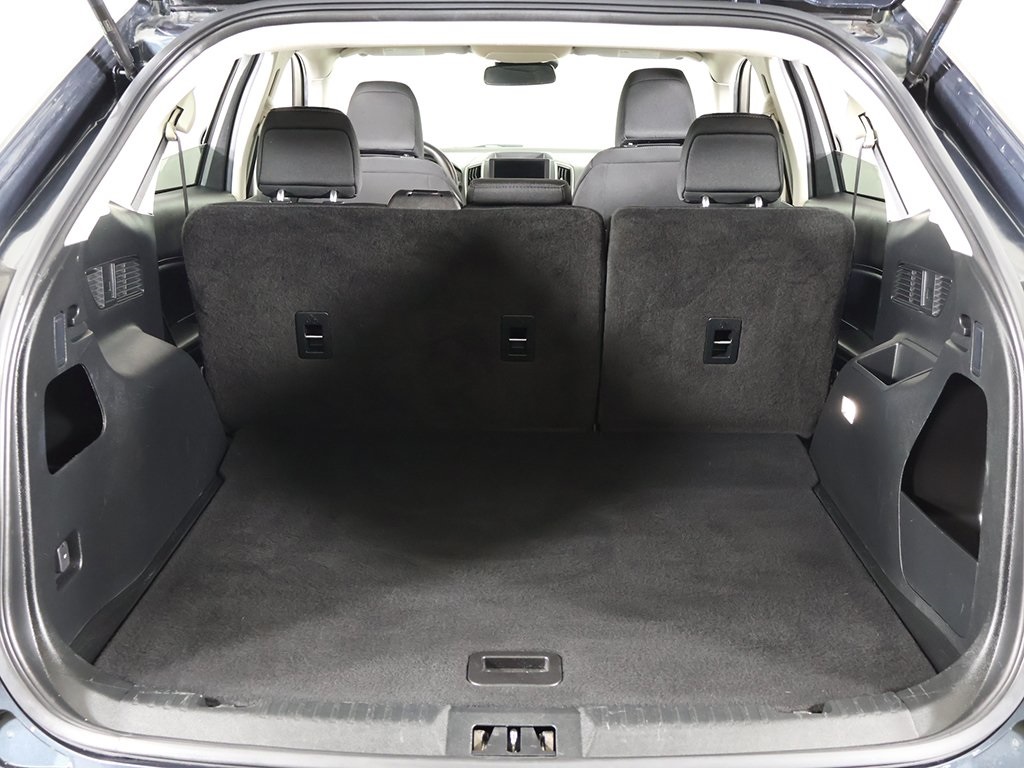 2022 Ford Edge SE photo 16