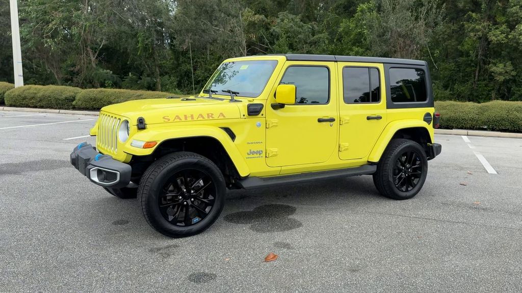 2023 Jeep Wrangler Sahara 4xe photo 3