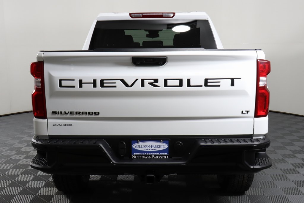 New 2024 Chevrolet Silverado 1500 LT Trail Boss 4D Crew Cab in Champaign C4136 Sullivan