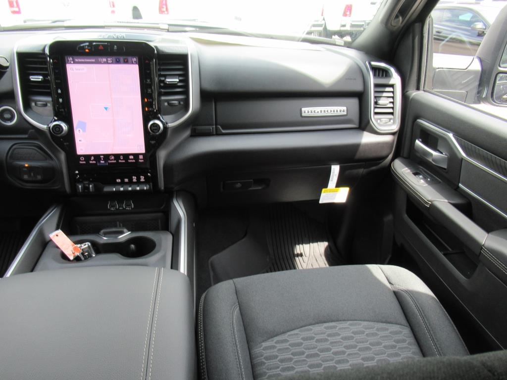 2025 Ram 2500 Big Horn photo 15