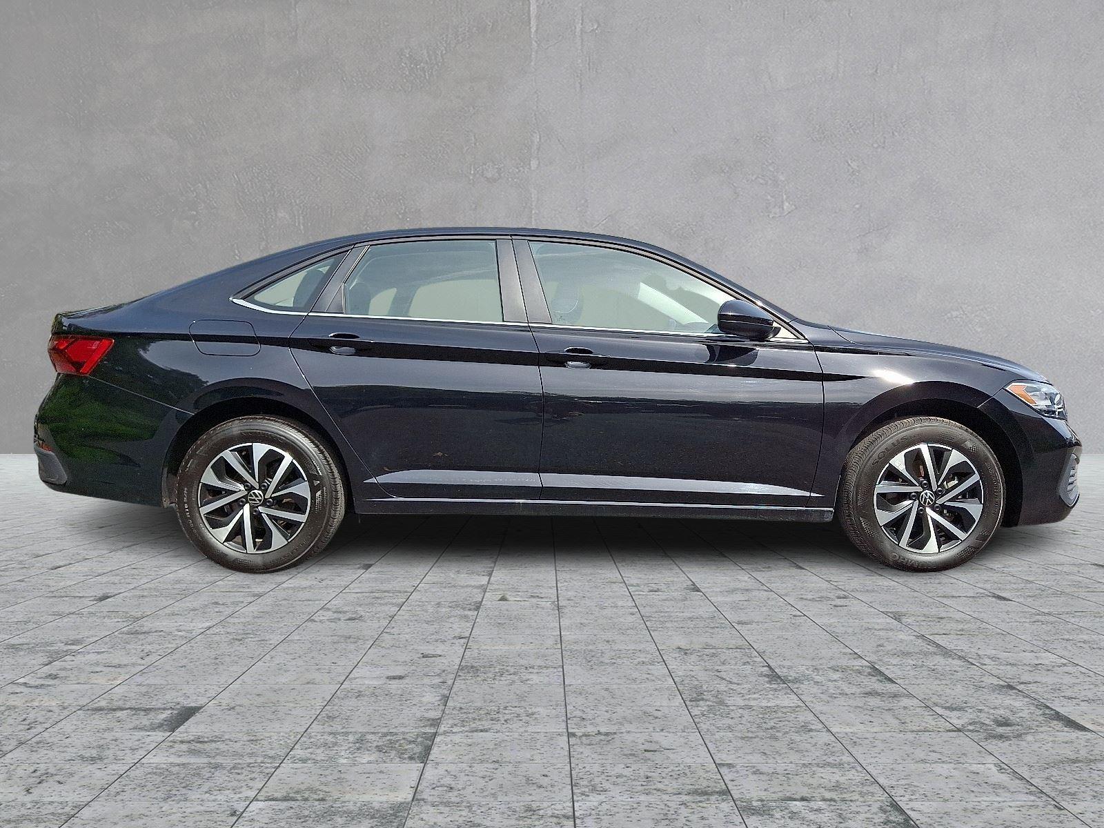 2024 Volkswagen Jetta S photo 5