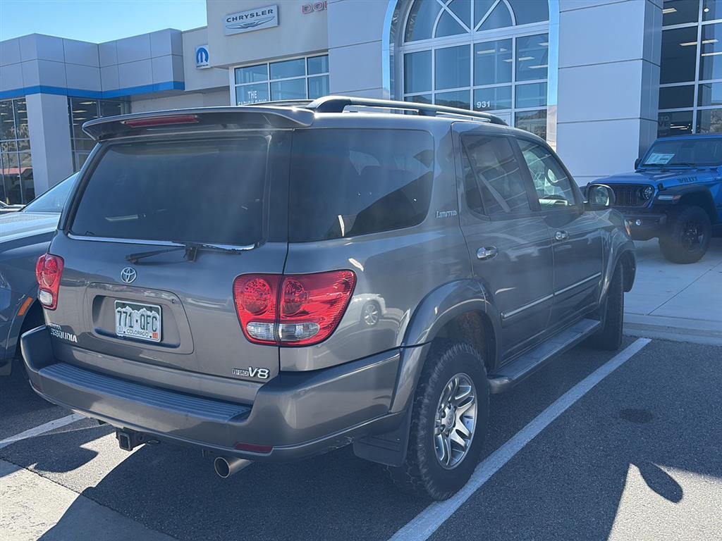 2005 Toyota Sequoia Limited photo 3