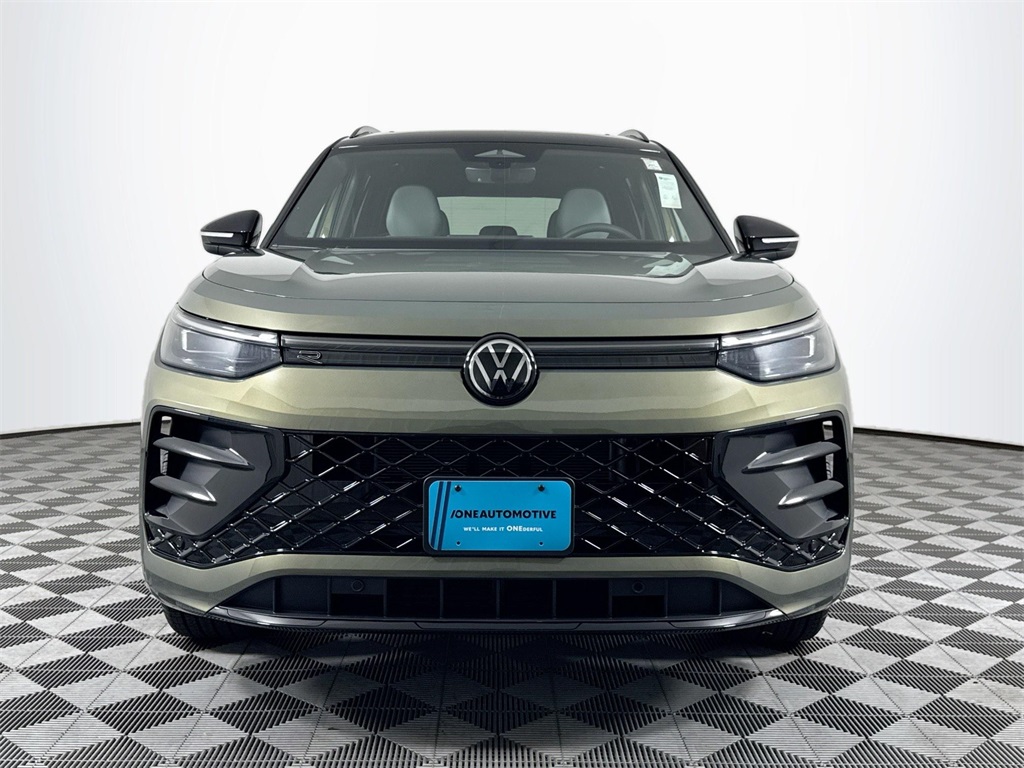 2025 Volkswagen Tiguan SE R-Line Black photo 3