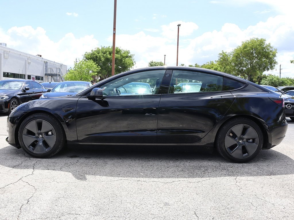 2021 Tesla Model 3 Standard Range Plus photo 13