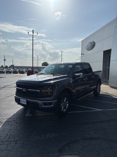 2024 Ford F-150 XLT photo 4