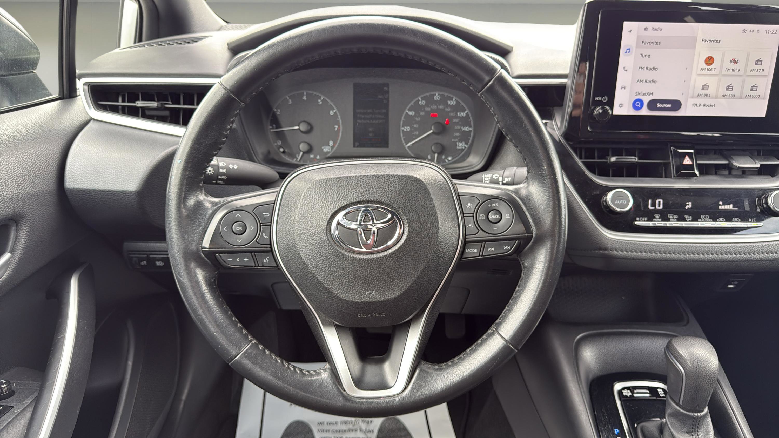 2023 Toyota Corolla SE photo 10